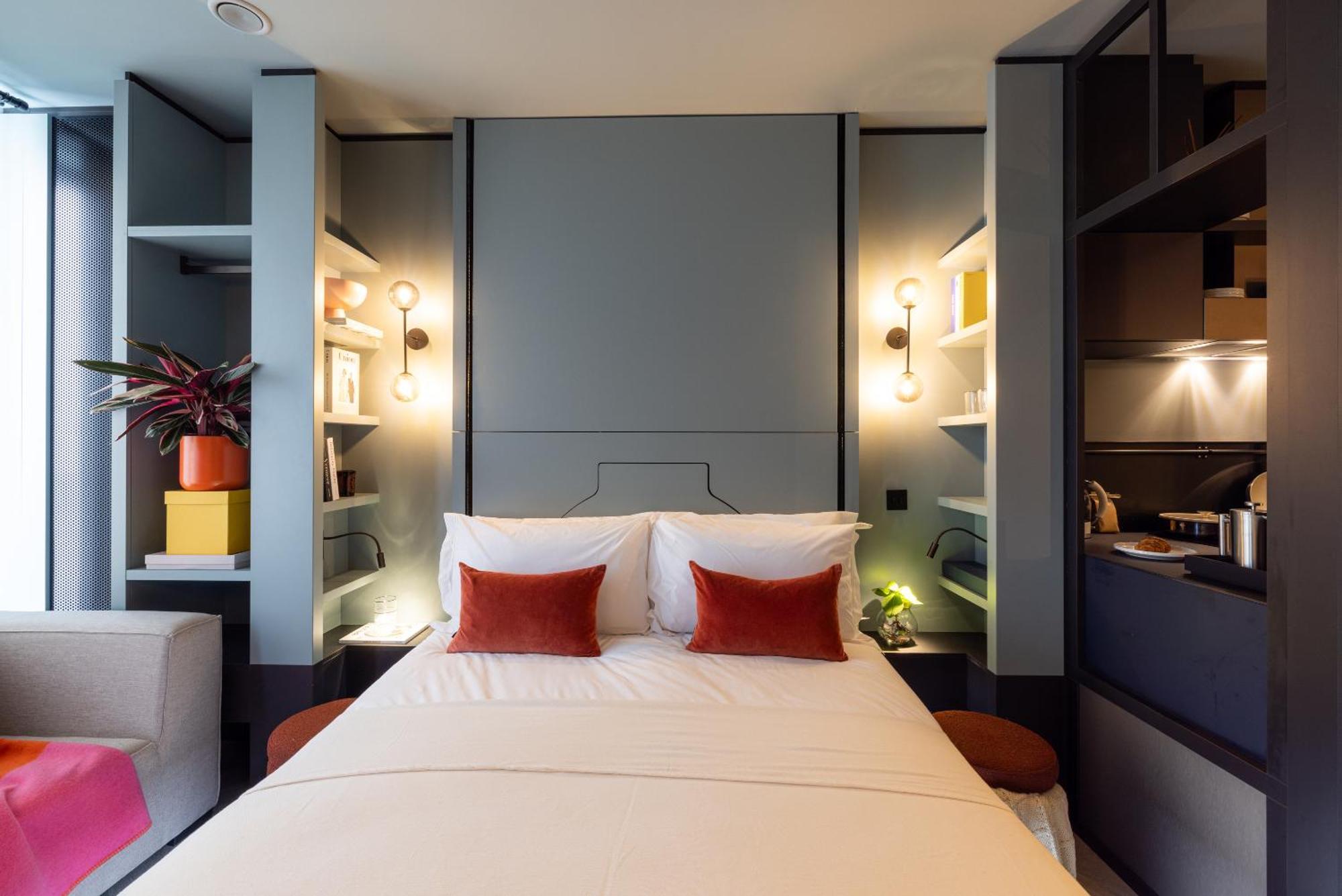 The Haydon By Nestor * London
